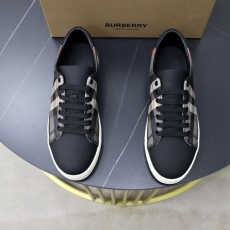 Burberry Sneakers